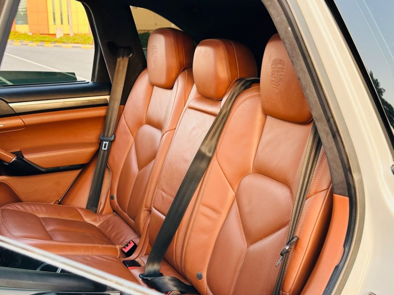 Porsche Cayenne PORSCHE CAYENNE GTS V8 MODEL 2016 FULL OPTION