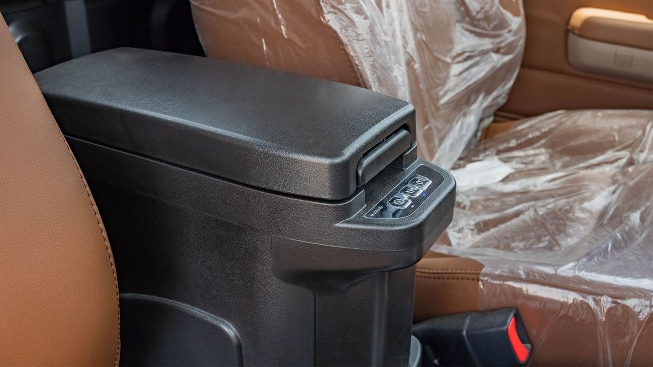 Toyota Land Cruiser Pick Up 2025 Toyota Land Cruiser LC 79 4.0L AT Petrol (Gray)