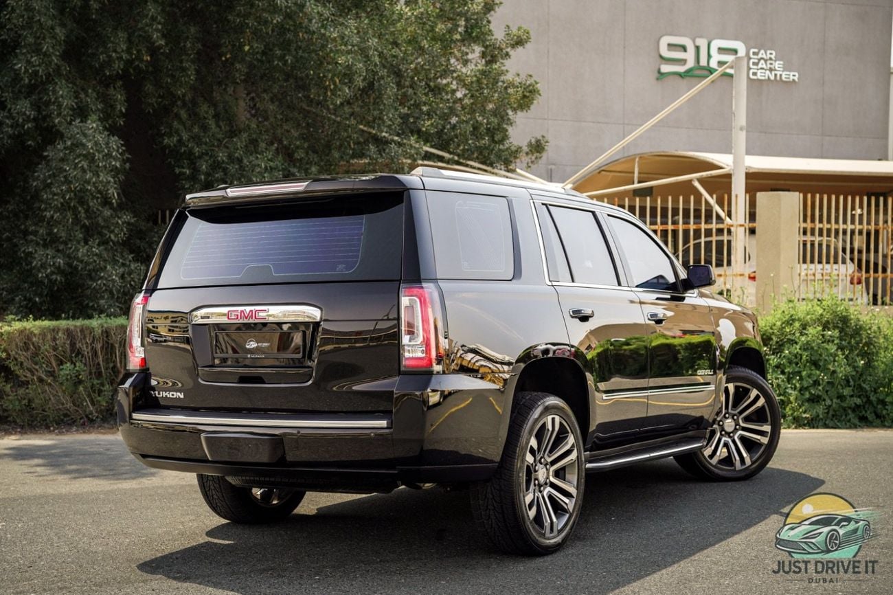 GMC Yukon Denali 6.2L (8 Seater)