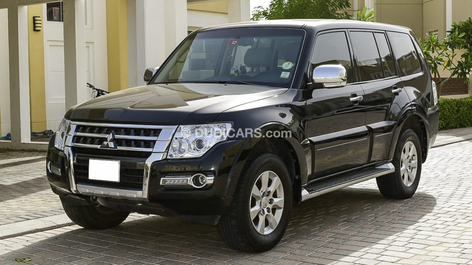 Mitsubishi pajero v6
