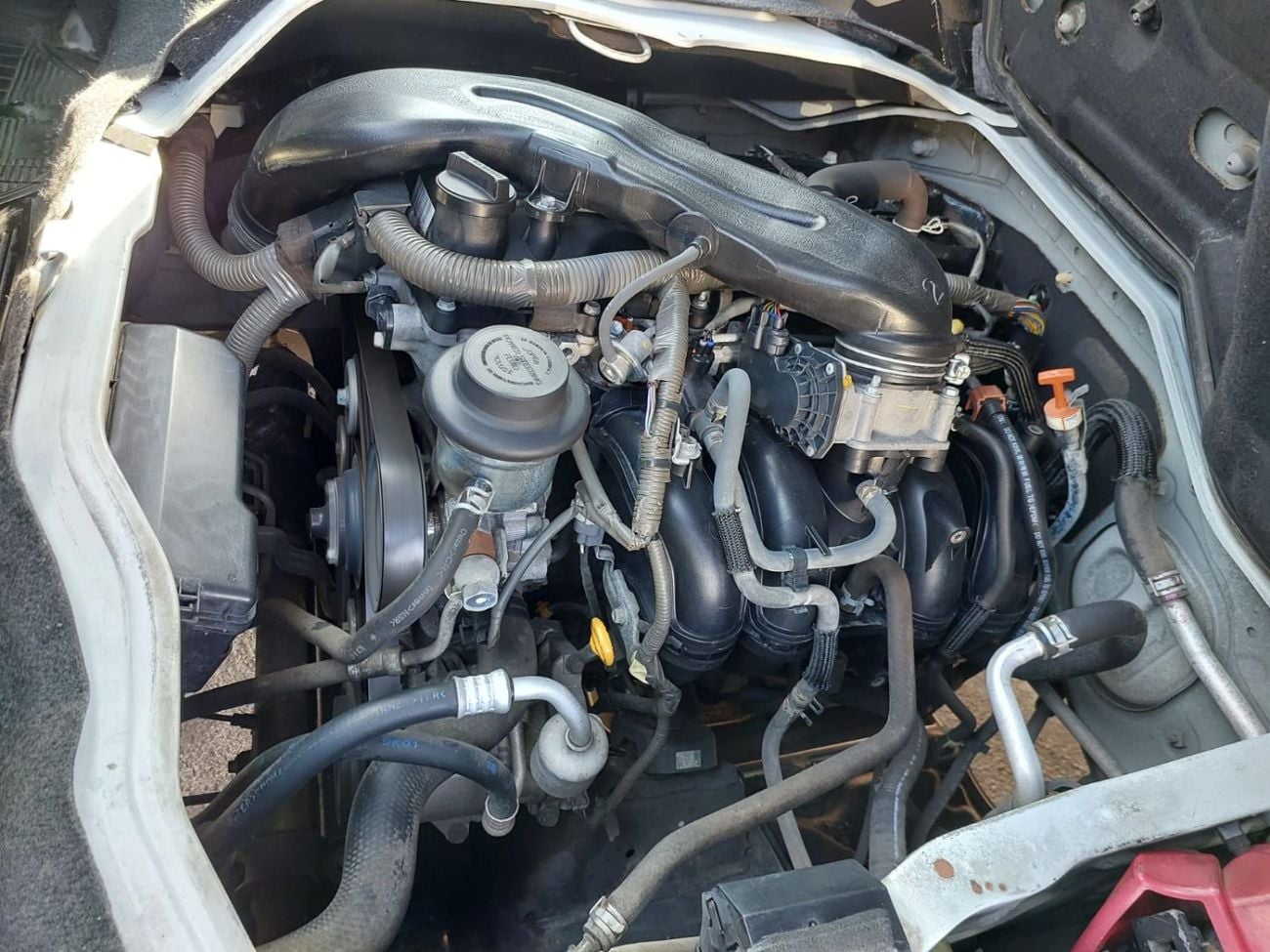 تويوتا هاياس (RAMADAN OFFER) TOYOTA HIACE VAN RHD 2009 MODEL 2.7 L PETROL AUTOMATIC(PM65726)