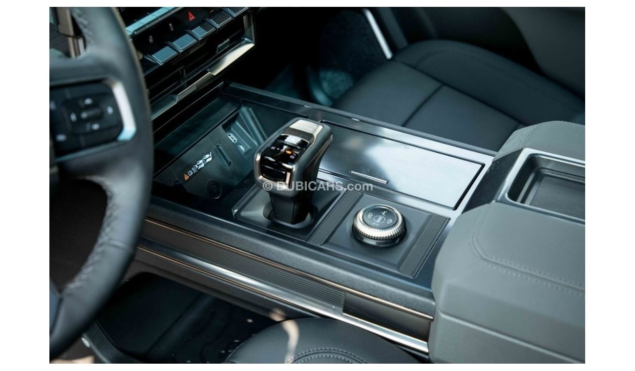 GMC Hummer EV 0 - 100 in 3.4 seconds + Crabwalk Tech | 2024 GMC Hummer EV SUV Edition1 AT - Green inside Black & W