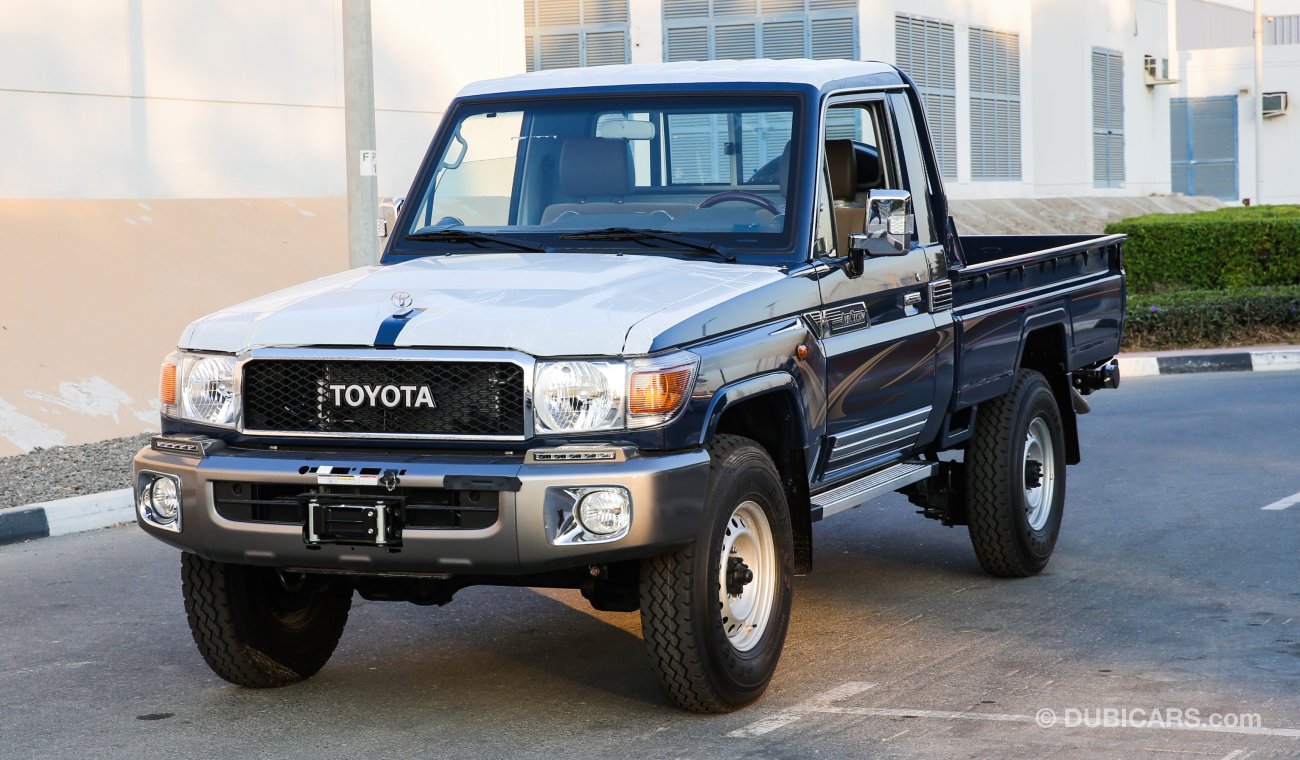 Toyota Land Cruiser Pick Up