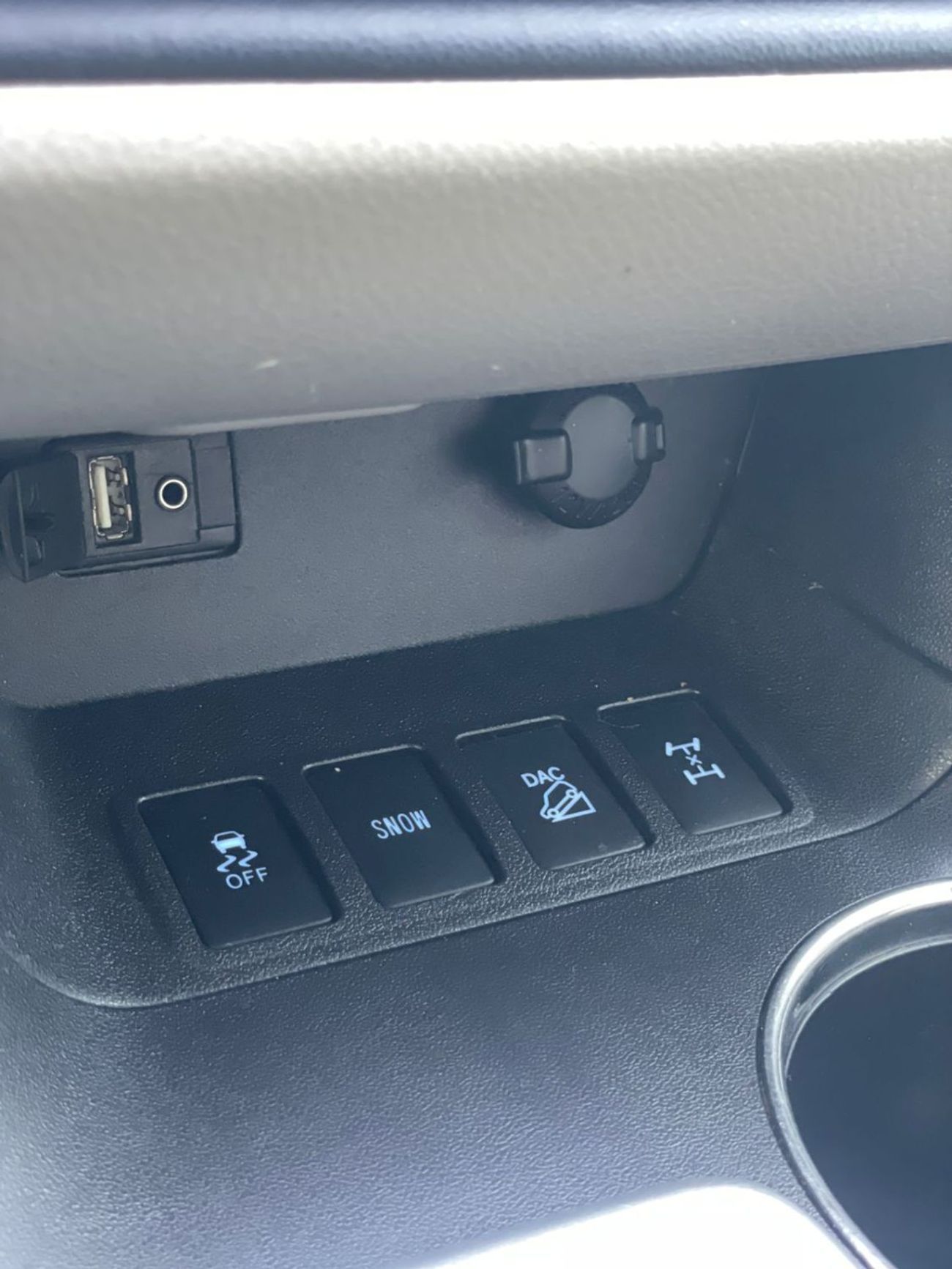 Toyota Highlander 2016 Toyota Highlander LE MidOption+ 3.5L V6 - AWD 4x4 - Side Step - 7 Seater - Trunk Auto -