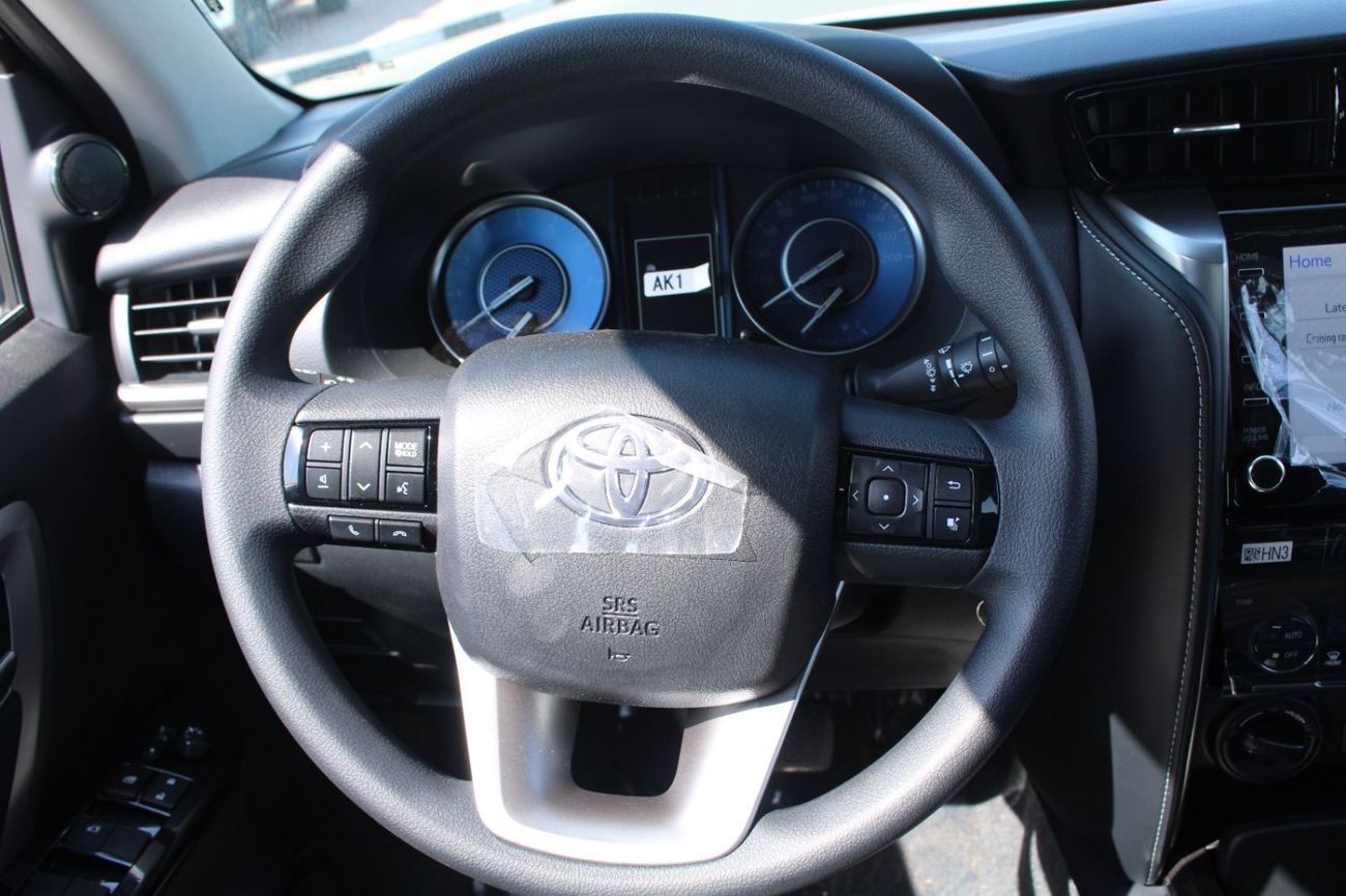 Toyota Fortuner TOYOTA FORTUNER 2.7L PETROL 4WD COMFORT  AUTO