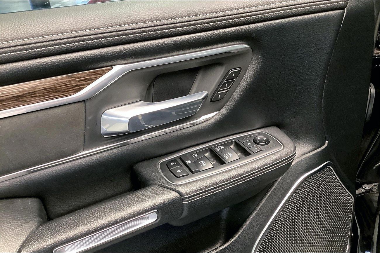 RAM 1500 Grand Laramie - Crew Cab | Guaranteed Warranty | 0 Down Payment