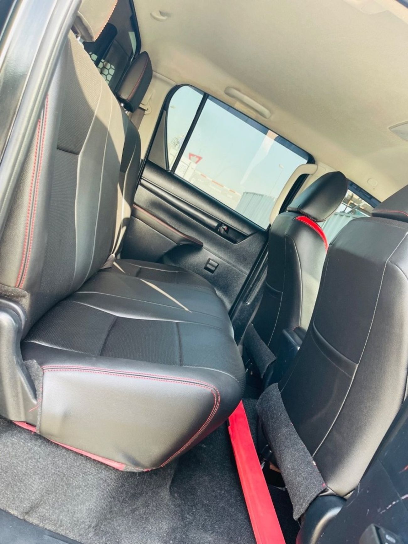 تويوتا هيلوكس GL 2.7L Double Cab Utility AWD Hilux pickup 2021 V4 GL 2.7L Double Cab