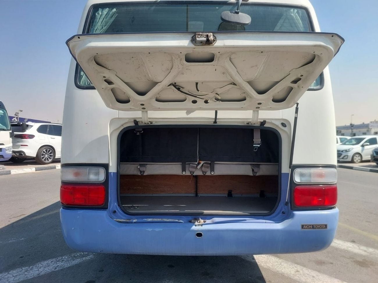 Toyota Coaster (RAMADAN OFFER) TOYOTA COASTER BUS RHD 2008 MODEL 4.0 L DIESEL AUTOMATIC(PM53925)