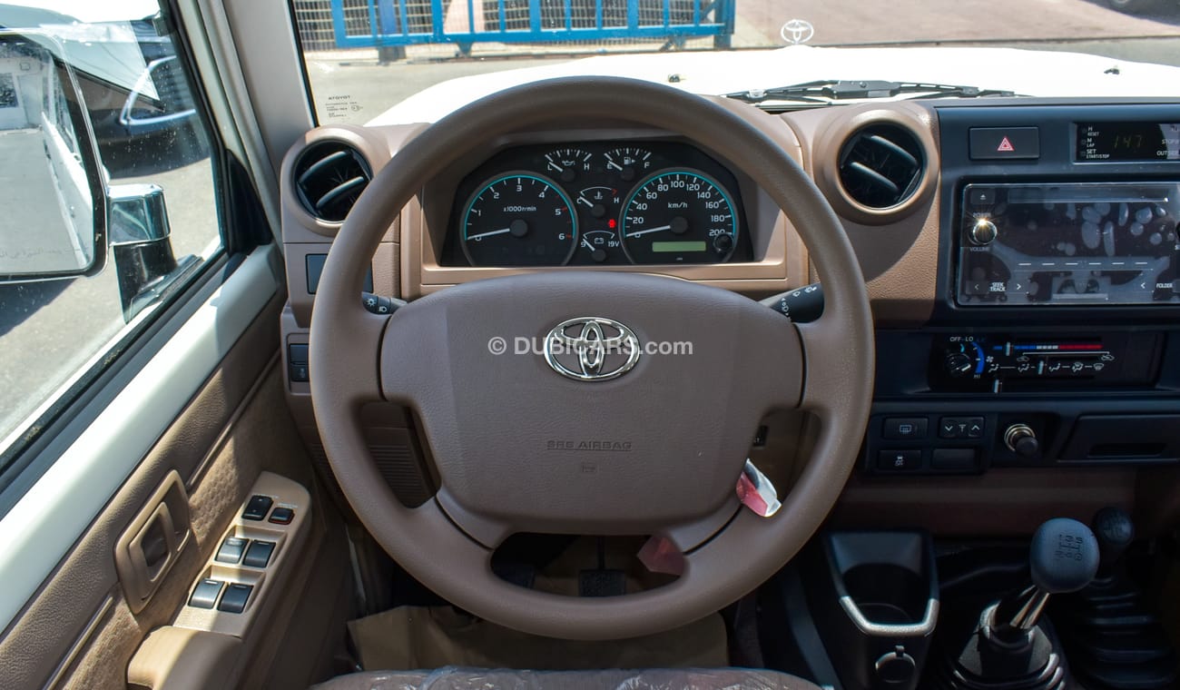 تويوتا لاند كروزر 70 LX V8