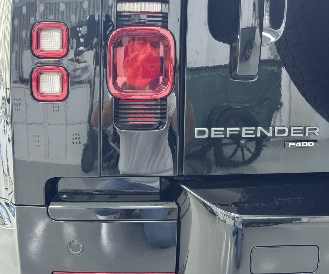 Land Rover Defender 90 HSE P400