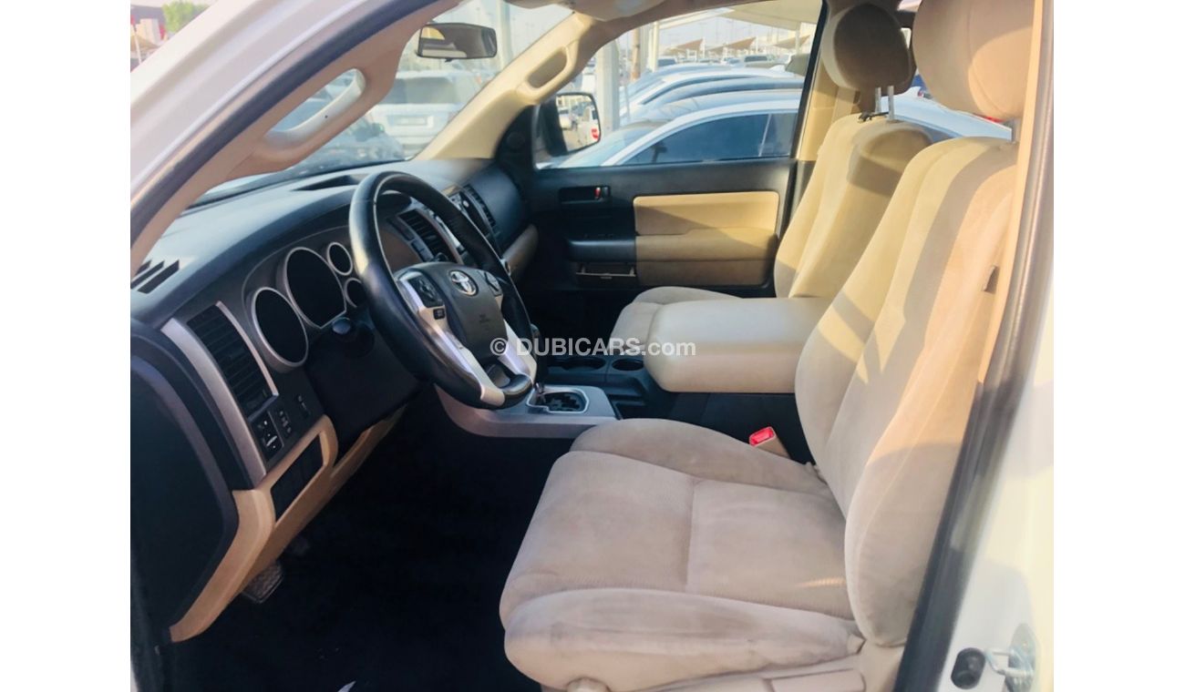 Toyota Sequoia EXR Model 2015 GCC CAR PREFECT CONDITION INSIDE AND OUTSIDE