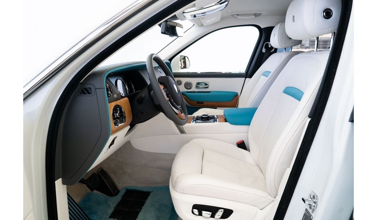 Rolls-Royce Cullinan Rolls Royce Cullinan Mansory
