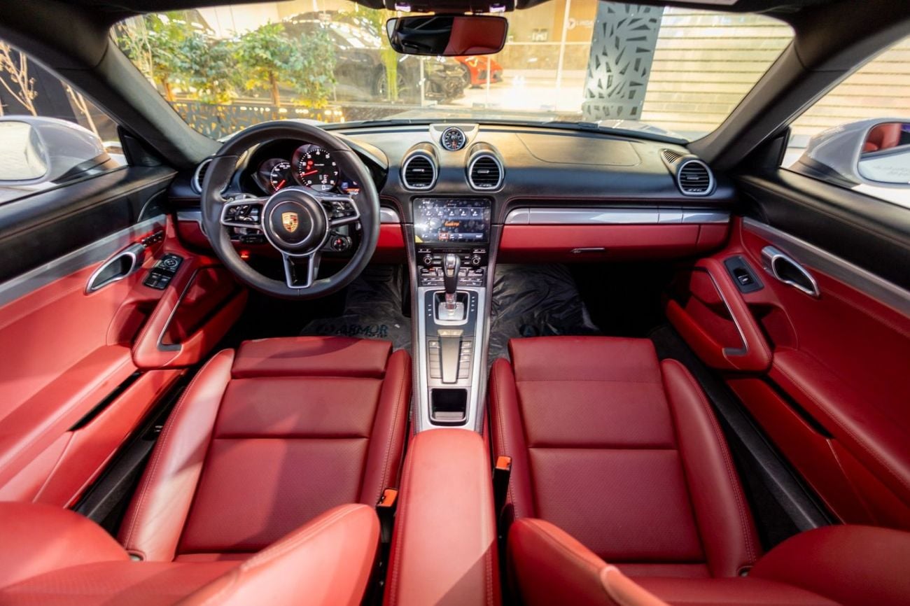 Porsche 718 Cayman Style Edition