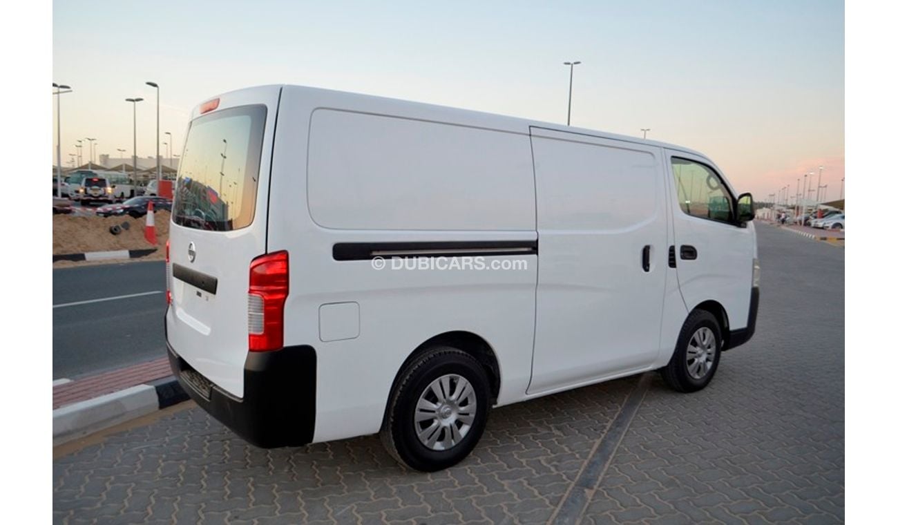 Nissan Urvan NV350