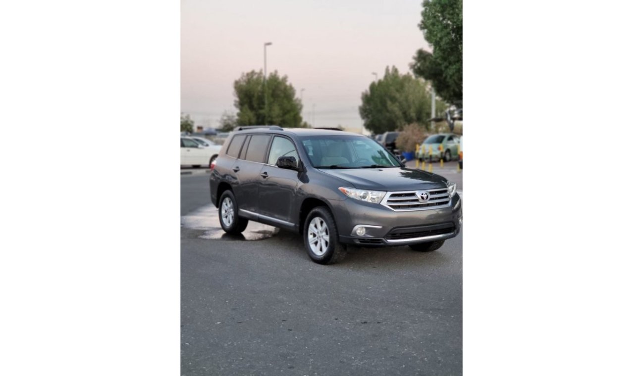 تويوتا هايلاندر TOYOTA HIGHLANDER CLEAN CAR