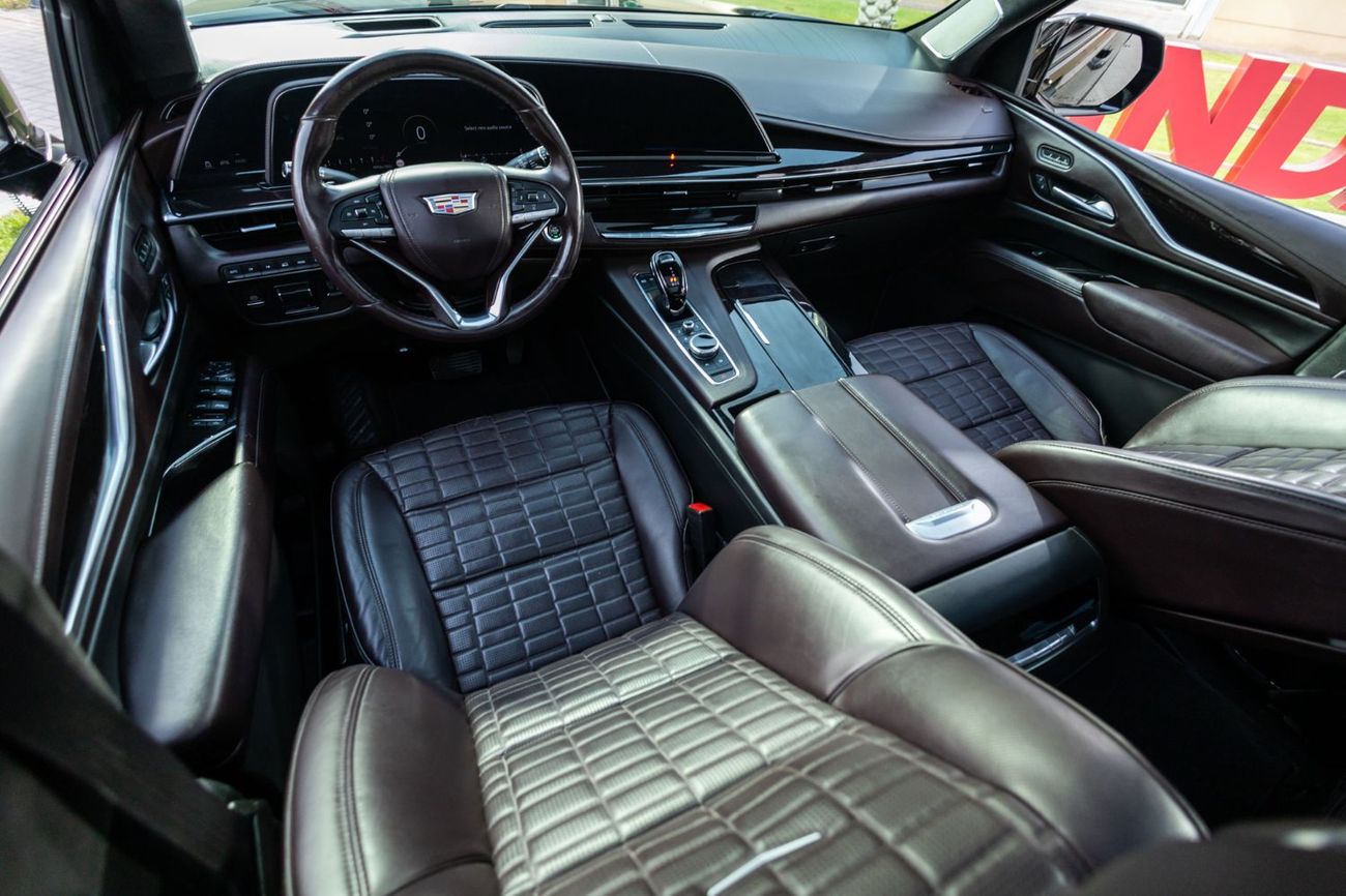 Cadillac Escalade Sport Platinum 6.2L 4WD