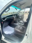تويوتا فورتونر diesel 2.8 liter ,Right hand drive 2017 Model ,only for export available