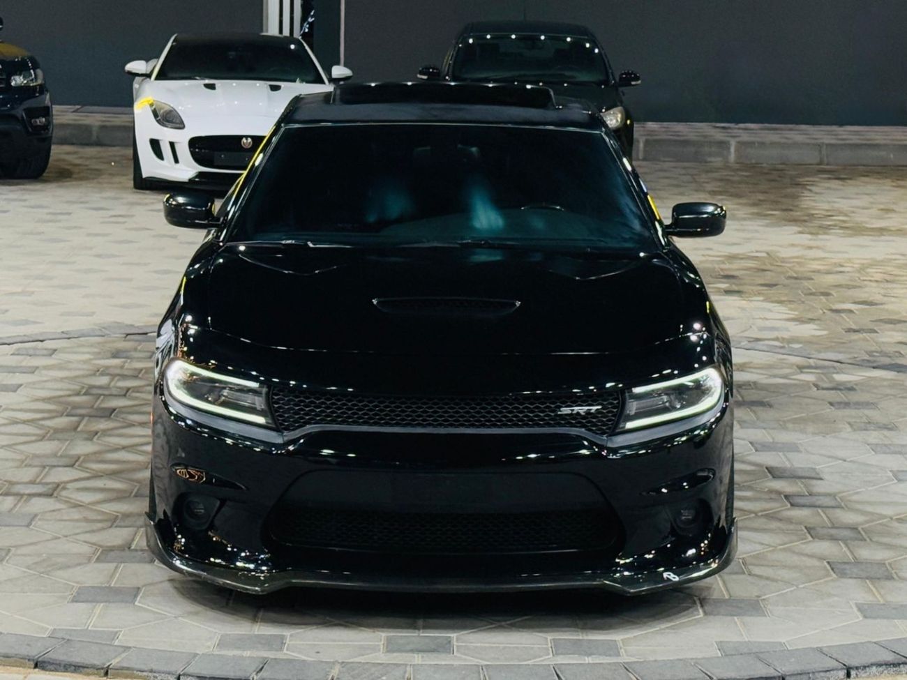 Dodge Charger SRT 392 6.4L (717 HP)