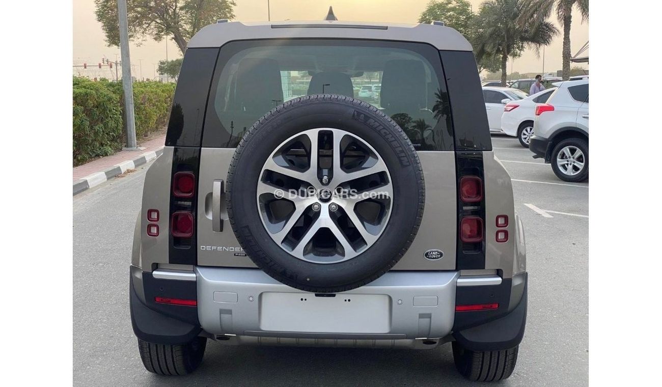 Land Rover Defender GCC SPE C UNDER WARRANTY AND SERVICE