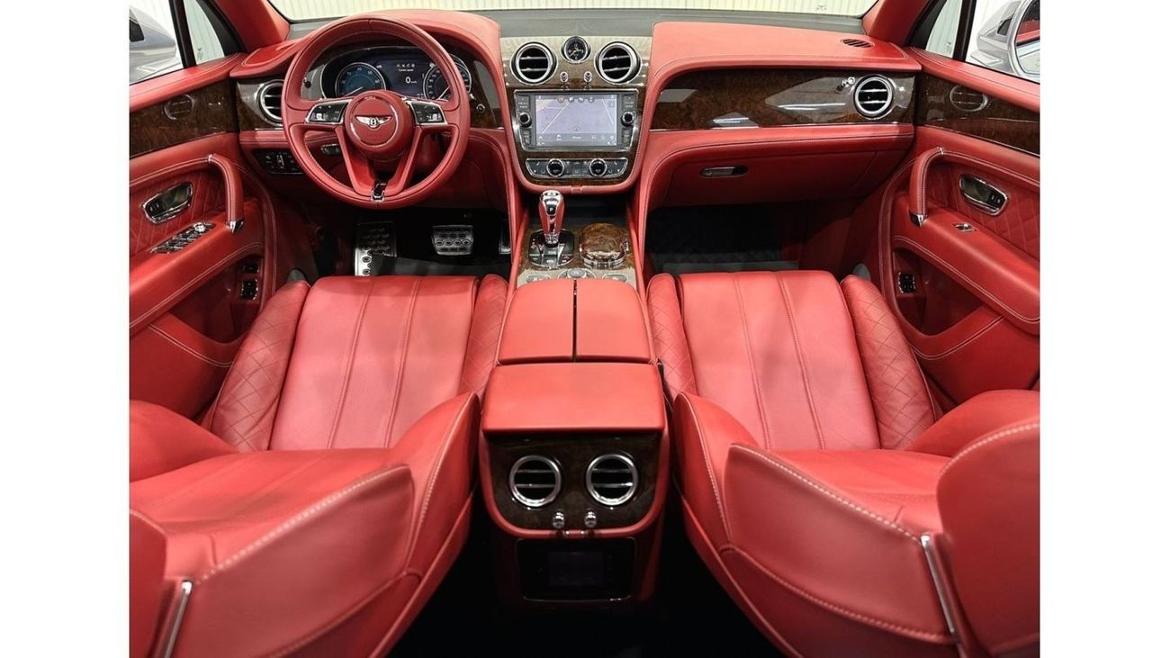 Bentley Bentayga 2017 Bentley Bentayga First Edition W12, Full Service History +  Service Contract, Full Options, GCC