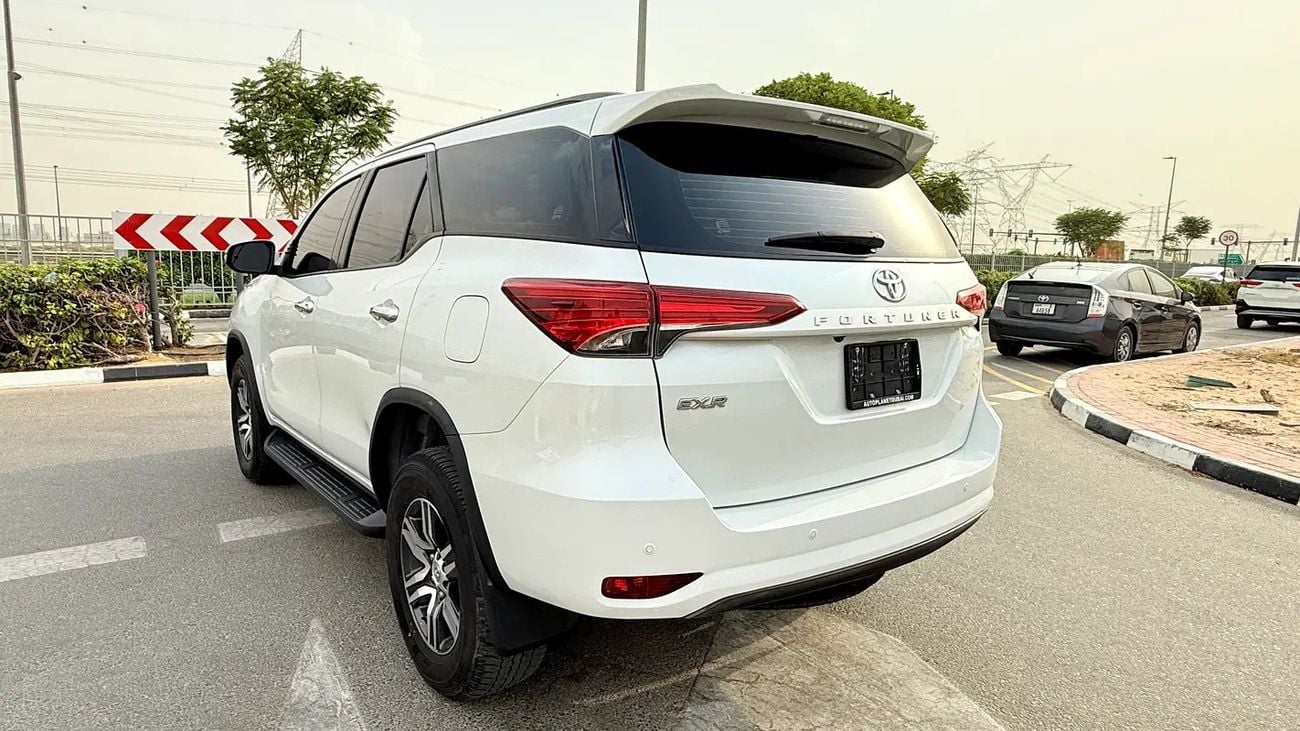 تويوتا فورتونر EXR 2.7L GCC! EMI (1566x60) Loan without or with down payment