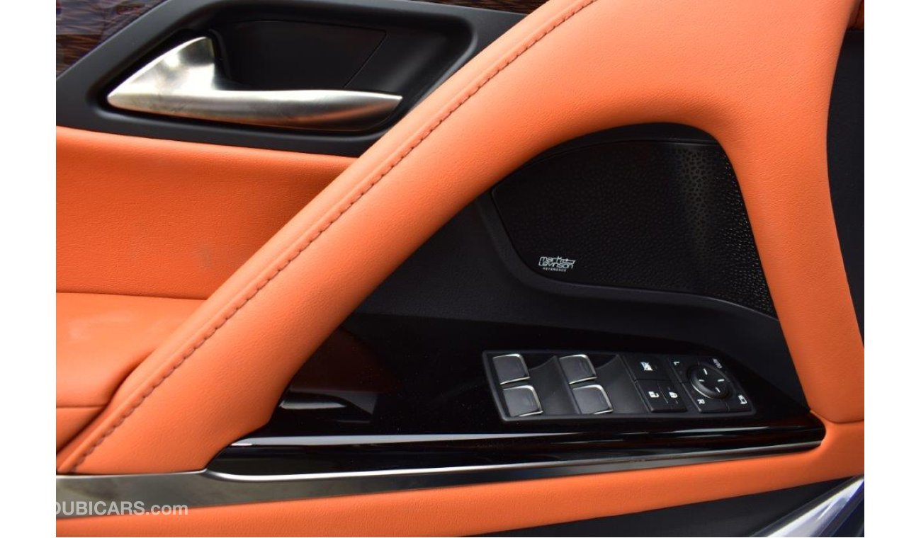 Lexus LX 600 VIP Black EditonV6 3.5L TT Automatic