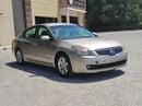 Nissan Altima Nissan Altima 2009 Gcc V4 full automatic Frist owner