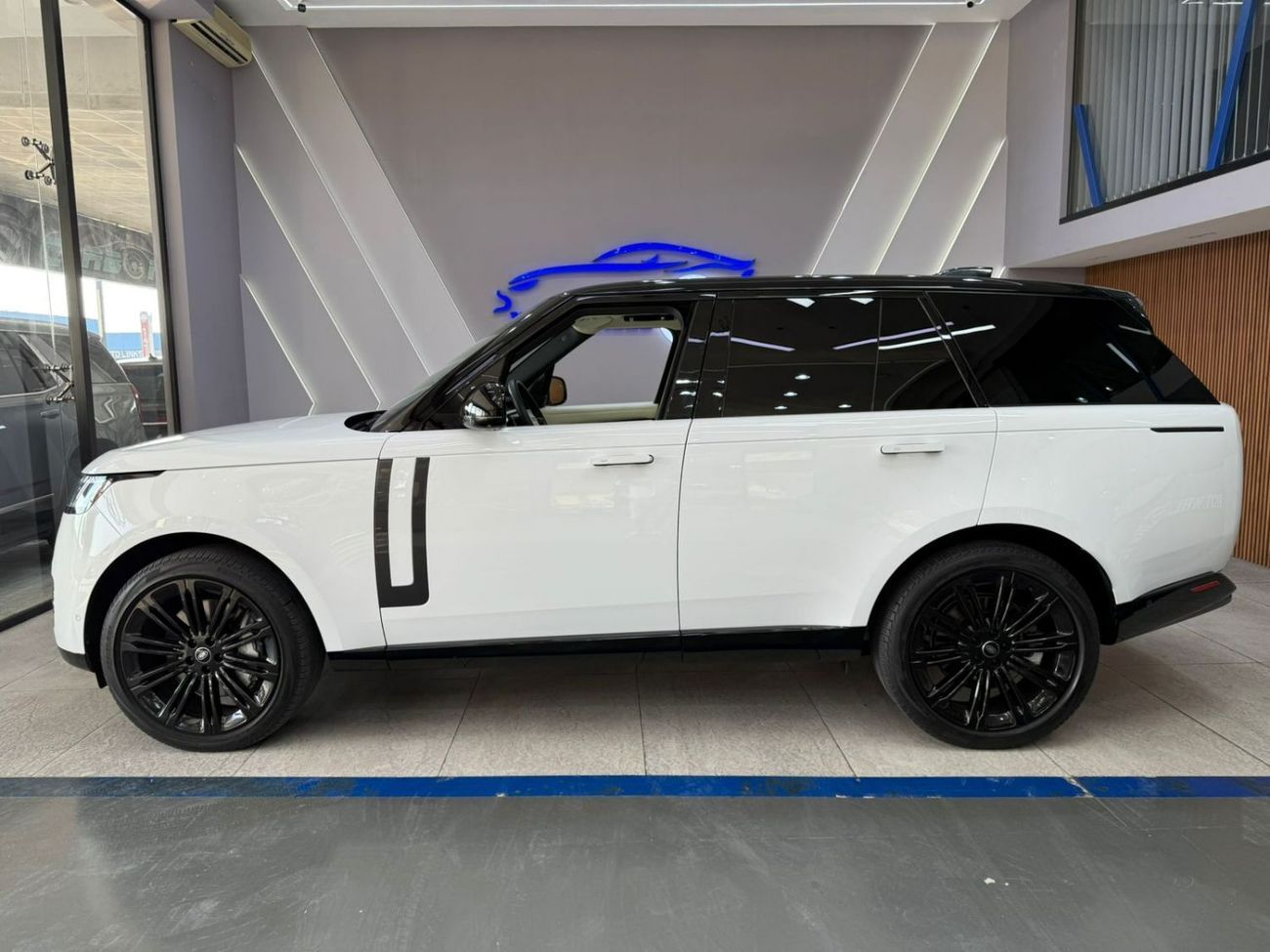 Land Rover Range Rover Vogue SE P530 - with warranty