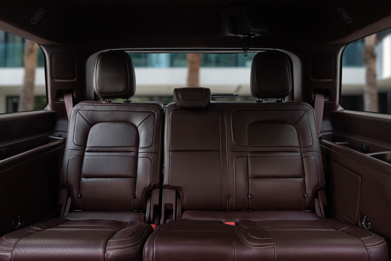 Lincoln Navigator 2,742 P.M | 0% Downpayment | LINCOLN NAVIGATOR PRESIDENTIAL!