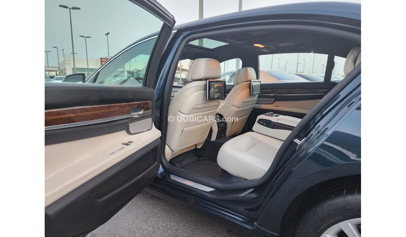 BMW 740Li BMW 740 Li_Gcc_2013_Excellent_Condition _Full option