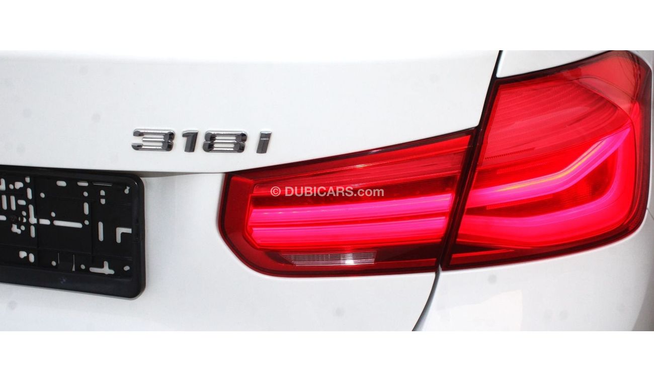 BMW 318i Exclusive BMW 318 GCC 2018 in excellent condition