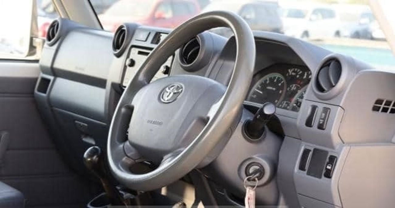 Toyota Land Cruiser 70 2016 Diesel RHD Full Option 5 Doors 4.5 Turbo 1VD Very Clean And Perfect Condition