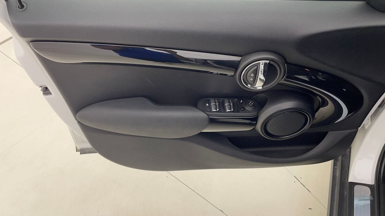 Mini Cooper Std 1.6L 2024 STD | AED 1155/Month | 0 DP | 30 Day Return | Warranty | Service History