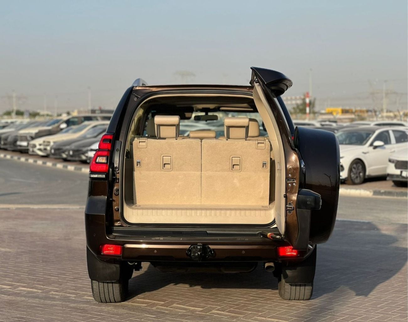 Toyota Prado  2022 Toyota Prado Full Option 4.0L V6 - AWD 4x4 - GCC- Electric Seat - Rear CAM & Sensors - Cool
