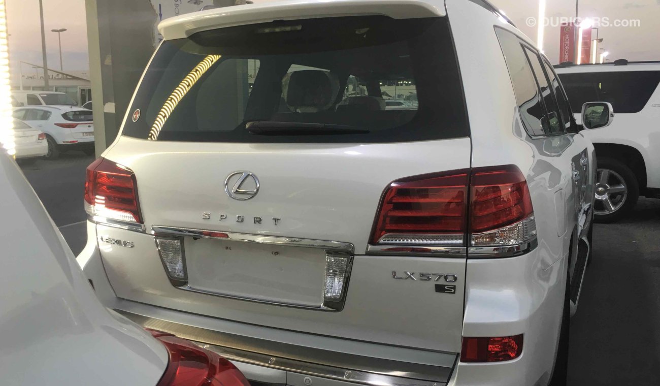 Lexus LX570