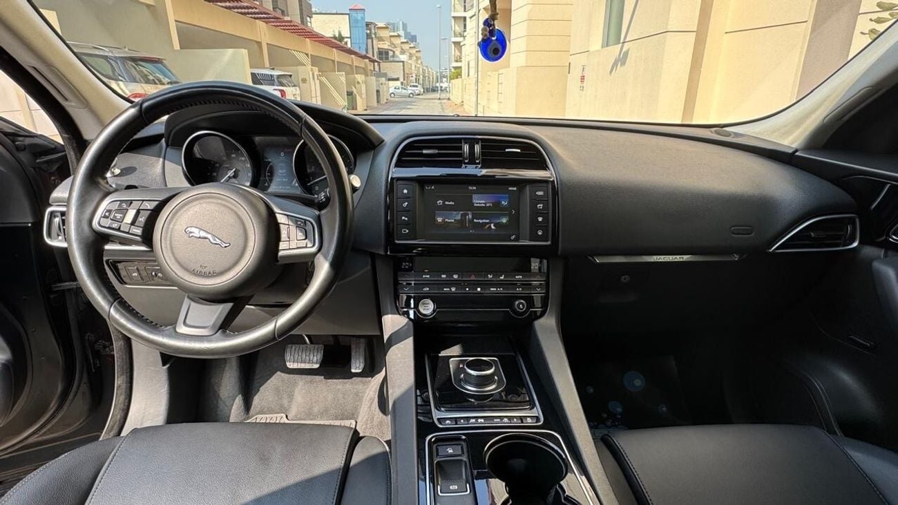 Jaguar F Pace S 3.0L (400 HP)