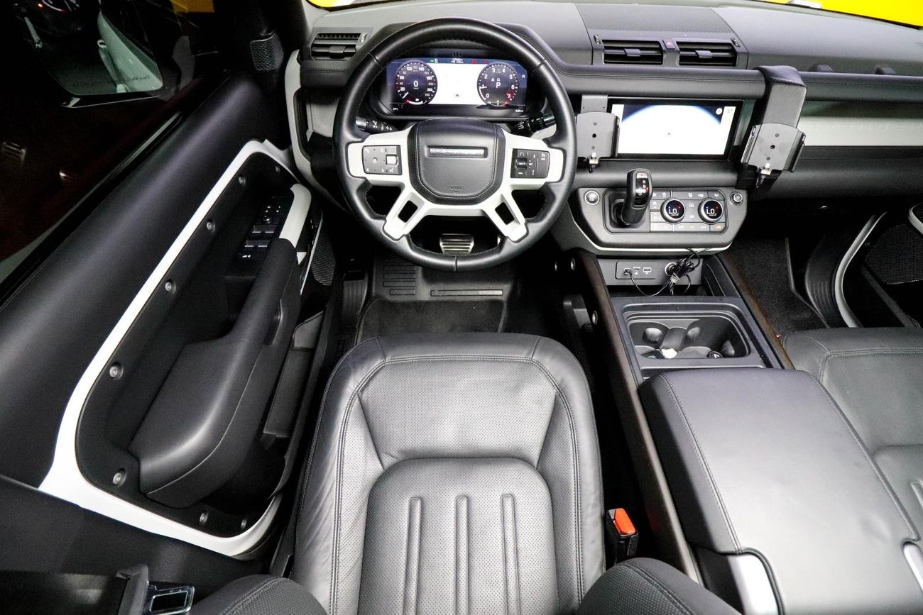 Land Rover Defender L663