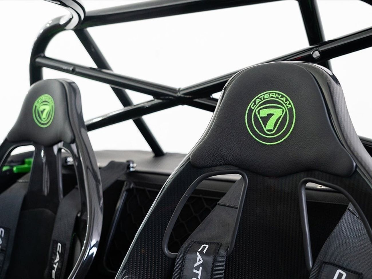 Caterham Seven 2024 Caterham 340R / Special Order in Mercedes Magno Hell Green Pearl / Bespoke High Option Order /