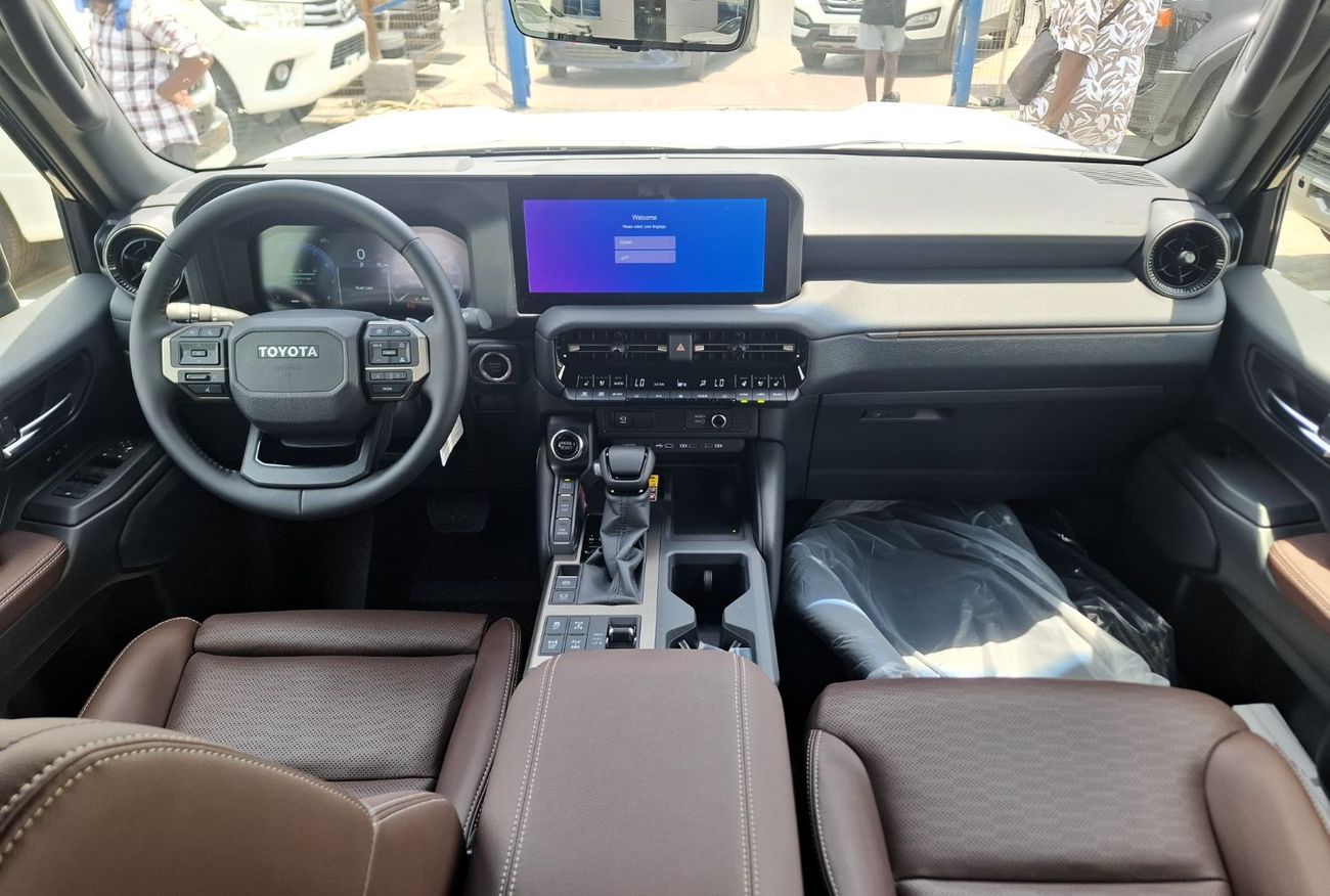 Toyota Prado Toyota Prado Luxury 2.4L 2025 GCC Black inside Brown Petrol Radar (Export Only)