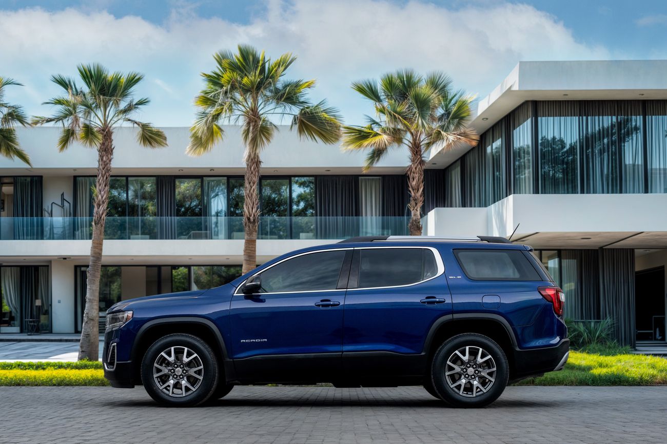 GMC Acadia Acadia | 2,057 P.M | 0% Downpayment | Agency Warranty + Service Contract!