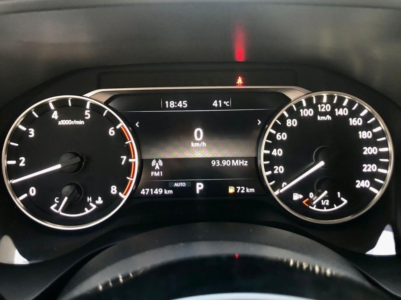 نيسان إكس تريل NISSAN XTRAIL 2.5L  7 SEATER 2023 GCC Spices