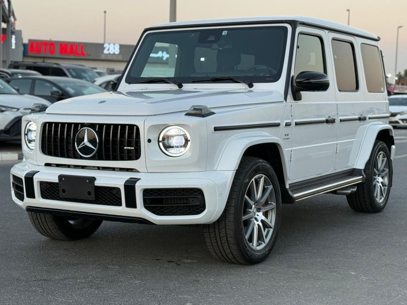 Mercedes Benz G63 AMG STD AMG Night Package