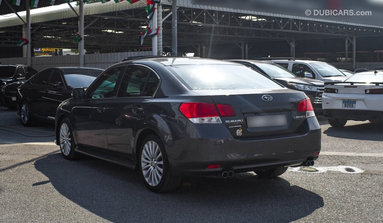 Subaru Legacy SYMMETRICAL AWD