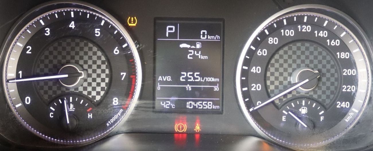 Hyundai Elantra Comfort 1.6L Hyundai Elantra 2020 GCC model, accident-free, in excellent condition, mileage 104,000 