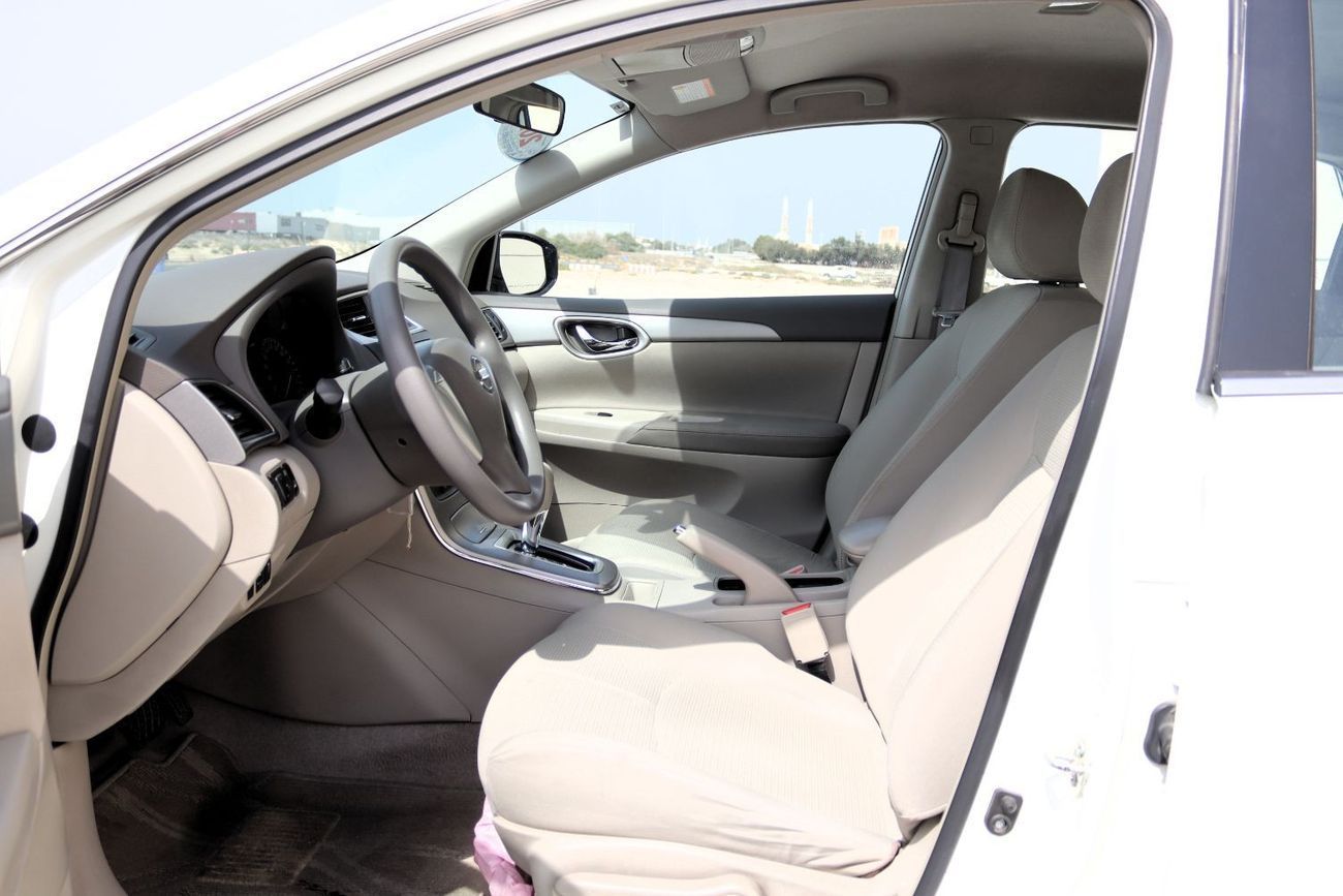 Nissan Sentra S 1.6L (110 HP)