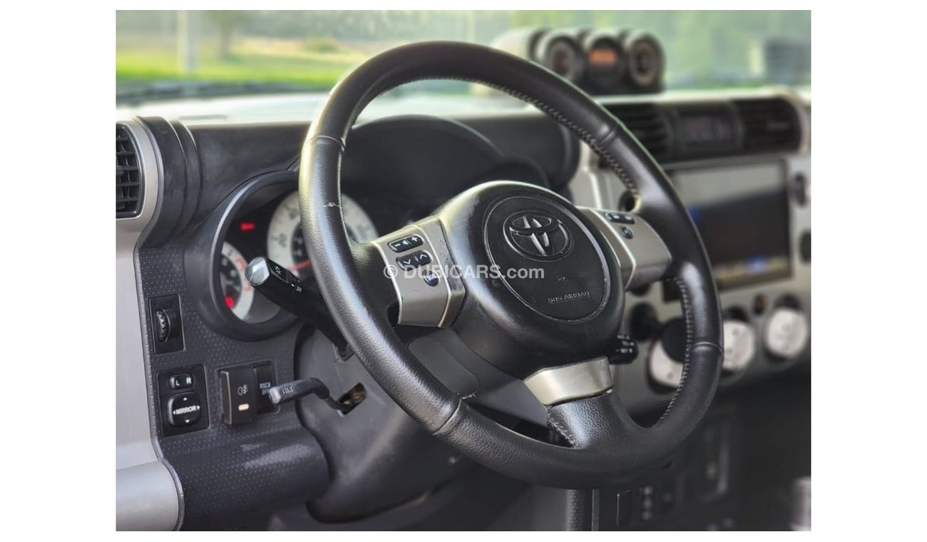 تويوتا إف جي كروزر GXR