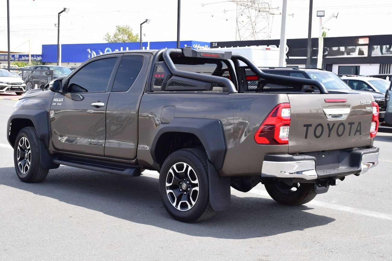 Toyota Hilux GR SPORT 4X4 DIESEL 2.8L KING CAB (Export Only)