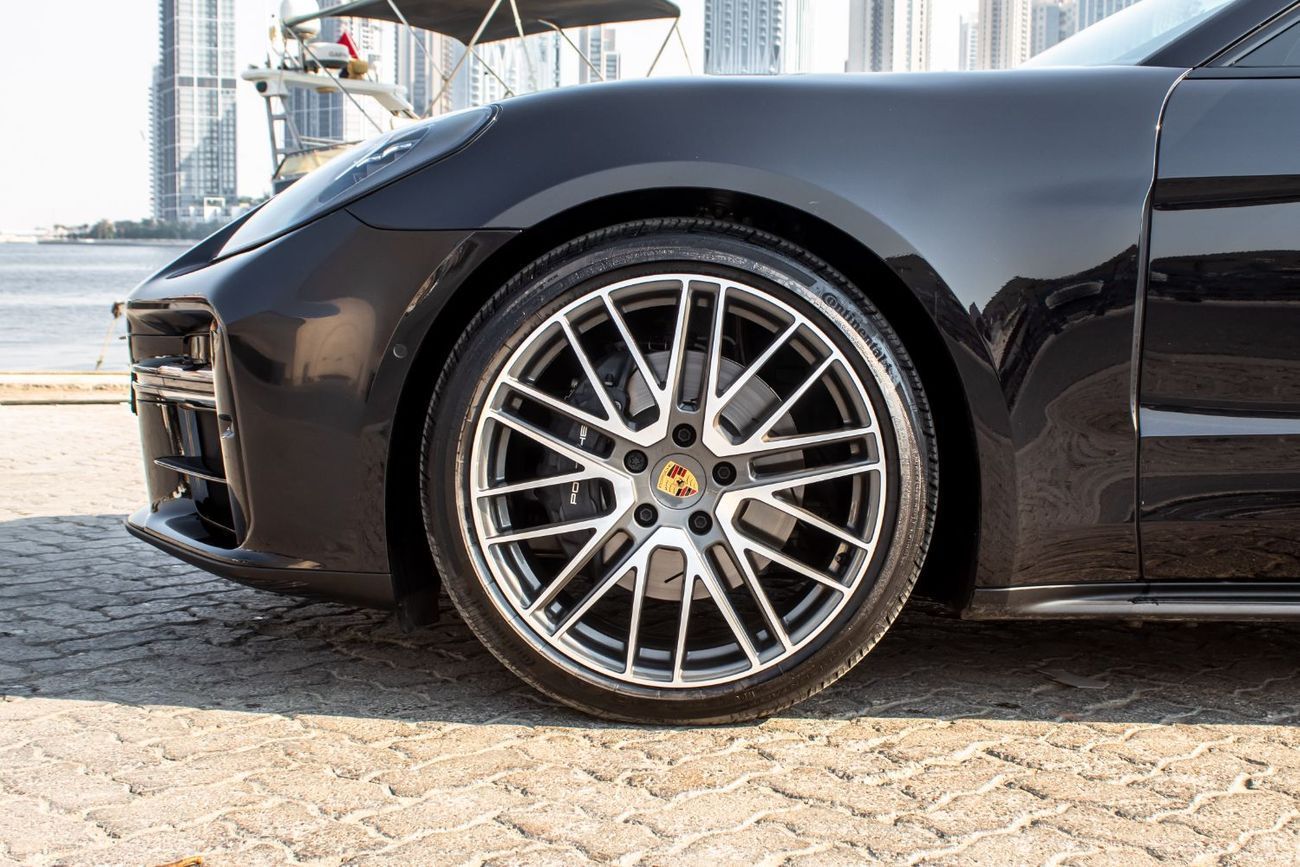 Porsche Panamera 4 3.0L