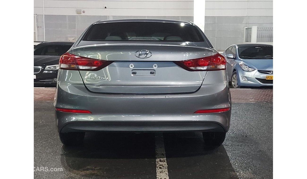 Hyundai Elantra هيونداي النترا 2017 خليجي بدون حوادث نهائيا   السياره نظيفه جدا من الداخل و الخارج   لا تحتاج لاي مص