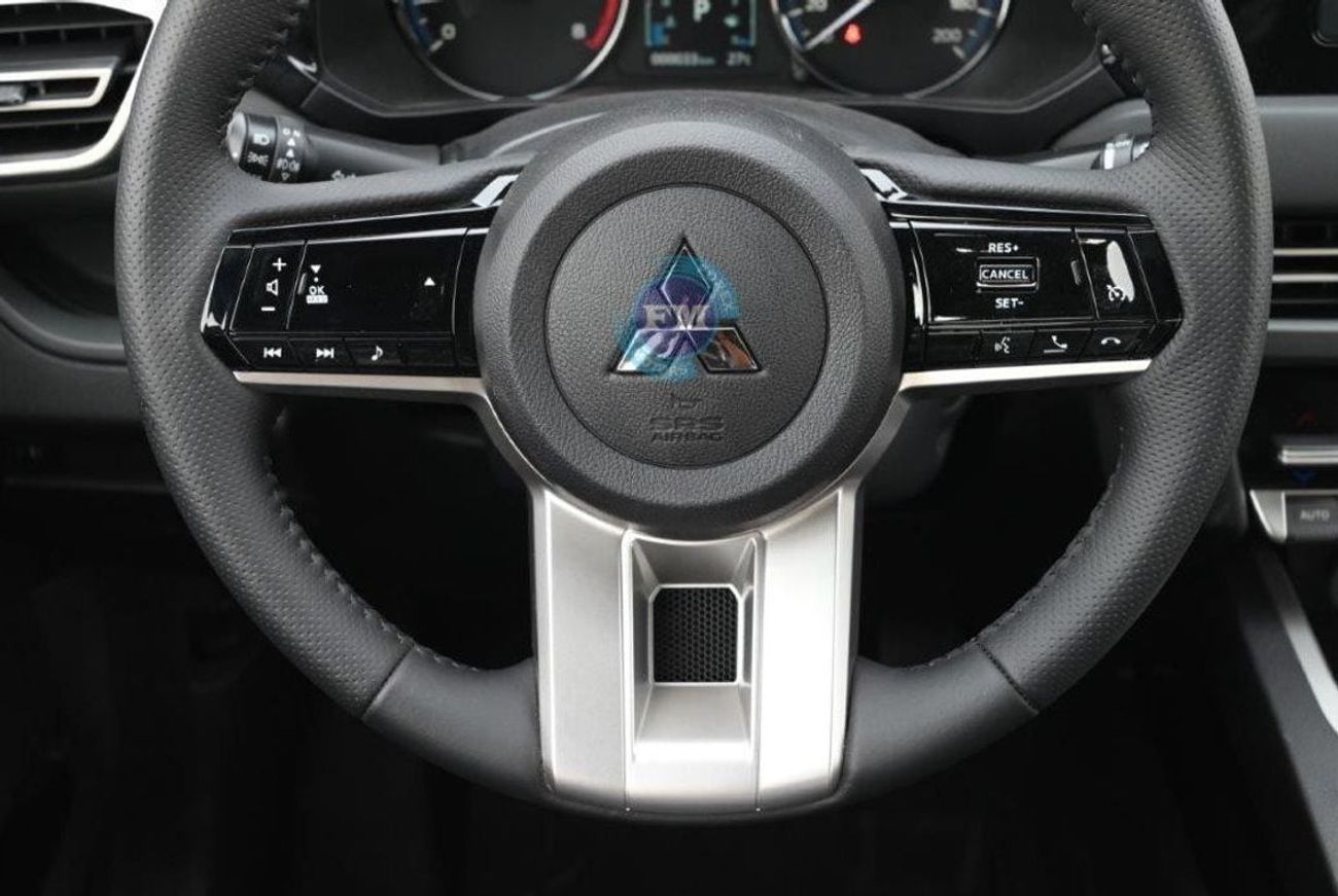 ميتسوبيشي Xforce HL 1.5L Petrol 5 Seater Automatic